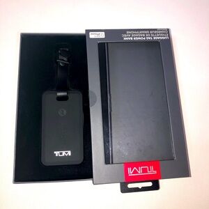 Brand new Tumi luggage tag power bank for iPhone 1500 mAh